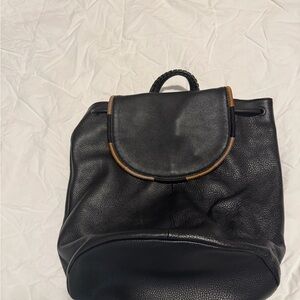 The Sak -Elegant Black Leather Backpack